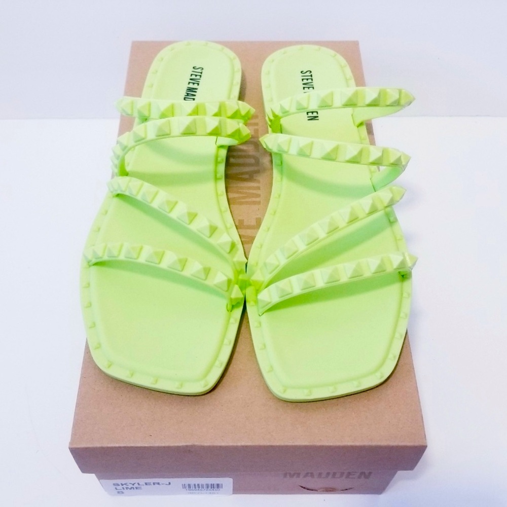 🔖 BNIB Steve Madden Slippers
